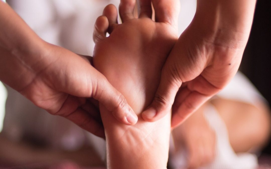 O Caminho do Equilíbrio: Shiatsu e Reflexologia para a Harmonia Energética e o Bem-Estar Holístico